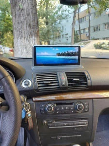 Navigatie Android BMW seria 1 Waze YouTube GPS