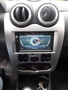 Player Mp5 Dacia Logan