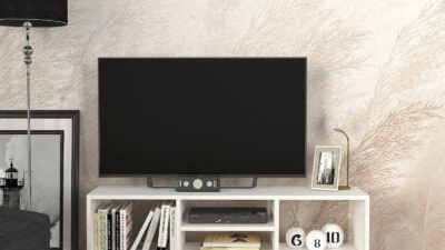 Cum să alegi comoda TV perfectă pentru livingul tău