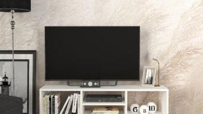 Cum să alegi comoda TV perfectă pentru livingul tău