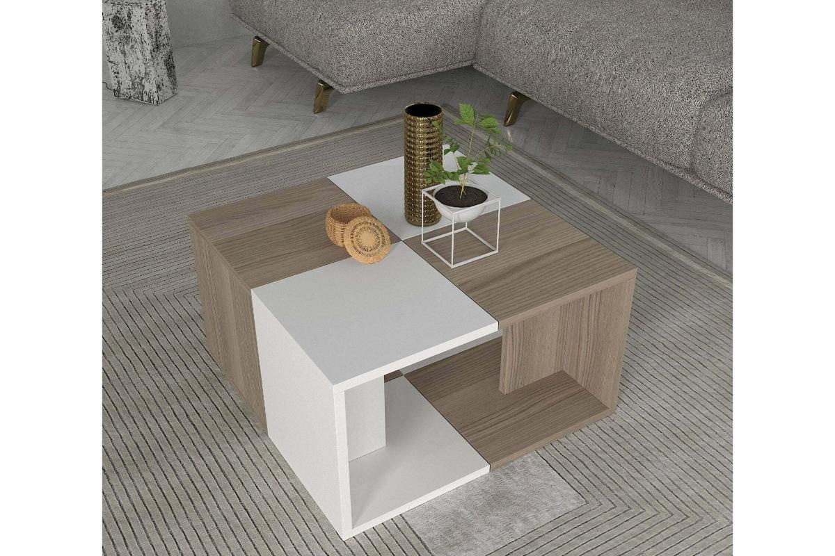 2. Stilul clasic în designul interior - cum poți amenaja un spațiu în stilul clasic- masa de cafea cu decoratiuni-min Stilul clasic - caracteristicile sale în designul interior. Cum poți amenaja un spațiu în stilul clasic?, 10,