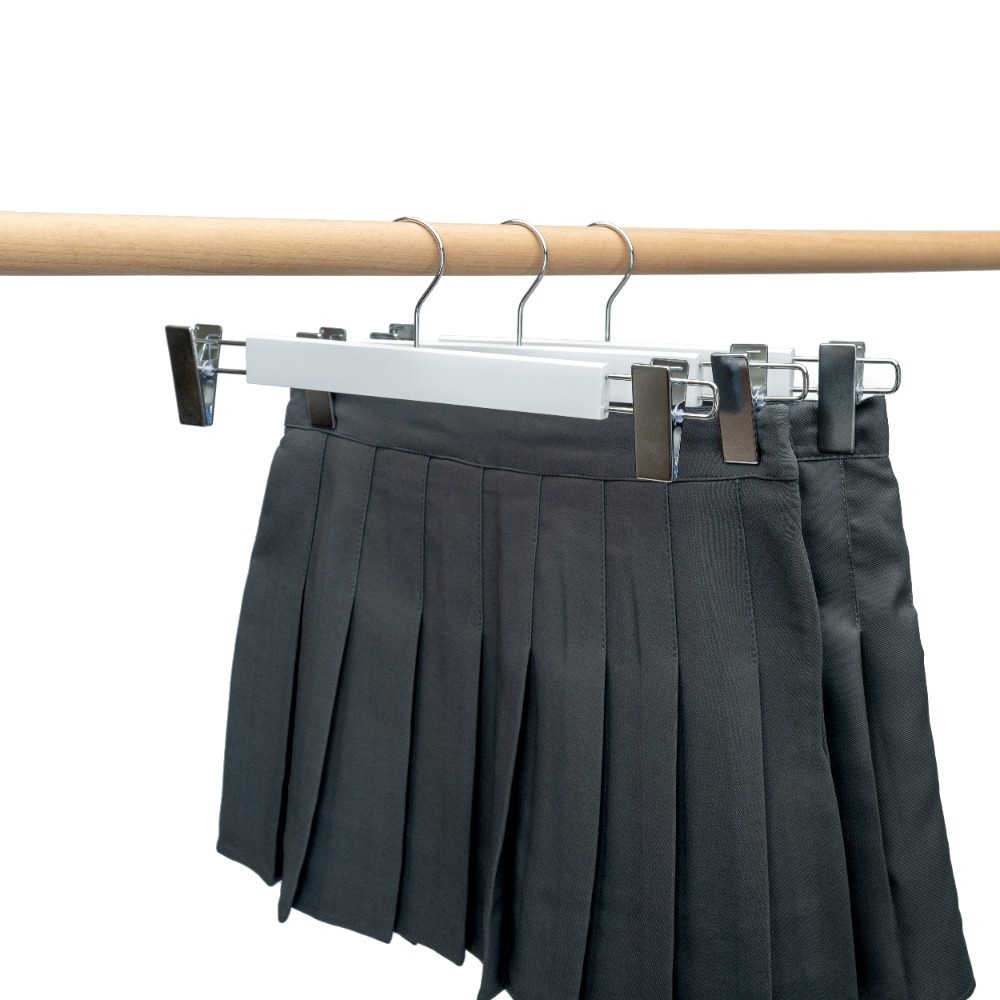 Umeraș din Lemn cu clipsuri metalice, pentru pantaloni/fuste, Alb, 1 bucata - imagine 2