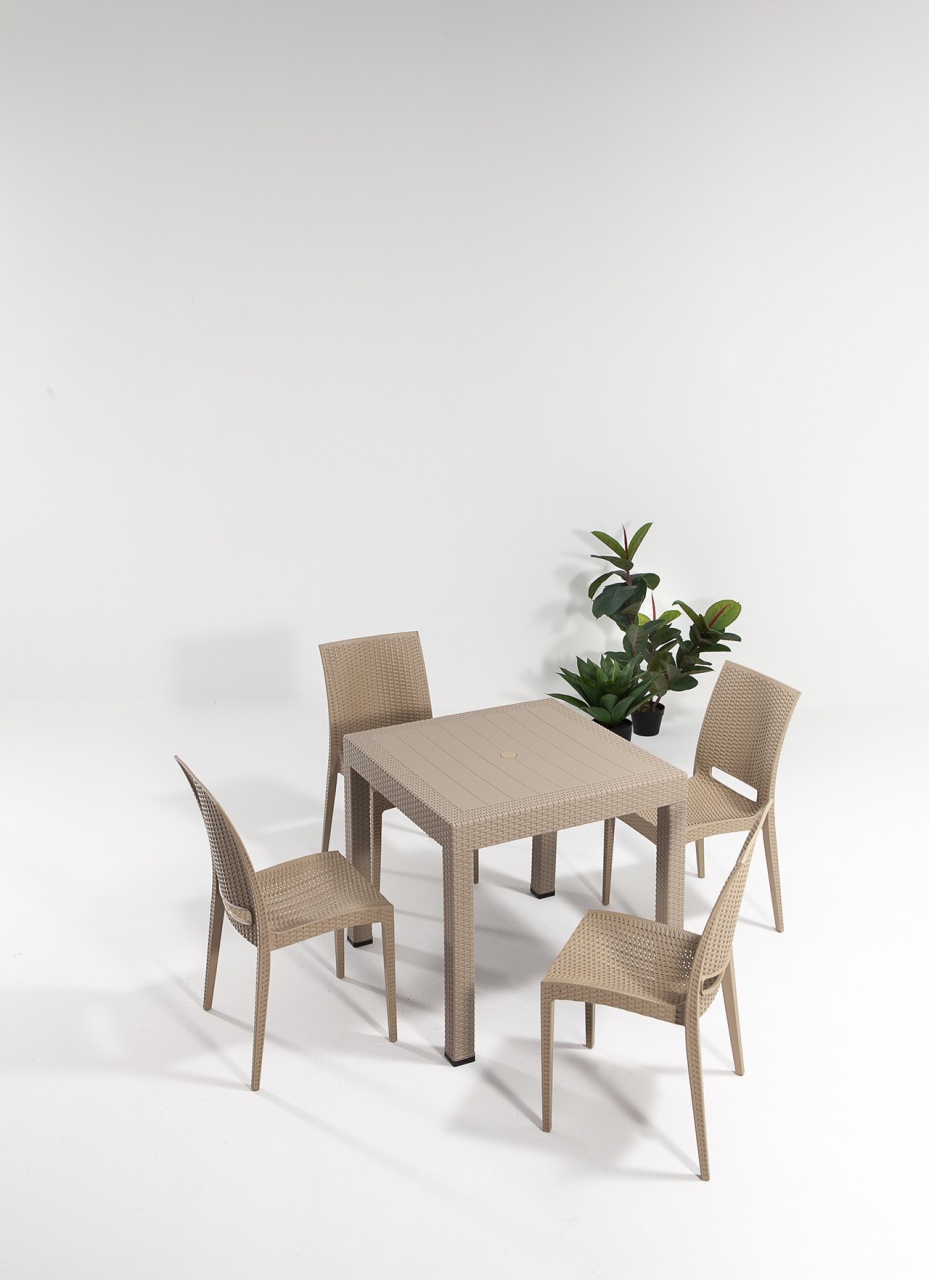 Set Gradina - Masa si Scaune (5 Bucati), Collection leaf, UnicUtil, Culoarea Crem