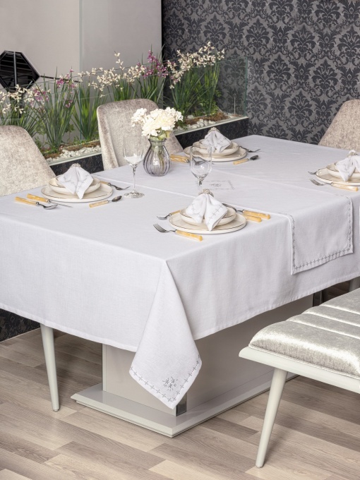 Set fata de masa 8 bucati, Comfort Plush, UnicUtil, Alb