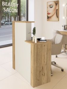 Biroul într-un salon de înfrumusețare, cu vitrina spre stradă
