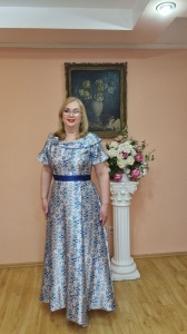Rochie lunga de ocazie albastra cu imprimeu floral in ton marimi mari - Img 2