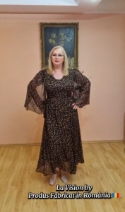Rochie lunga din voal imprimeu animal print in clos cu maneci despicate - Img 2