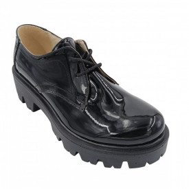 Pantofi oxford dama, piele natura lacuita, talpa usoara, crampoane, negru, SANDALI