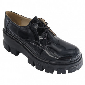 Pantofi oxford dama, piele naturala lacuita, talpa usoara cu crampoane, negru, SANDALI