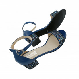 Sandale dama eleganti, piele naturala, toc mic gros, imprimeu de flori albastre pe bareta, albastru, Sandali
