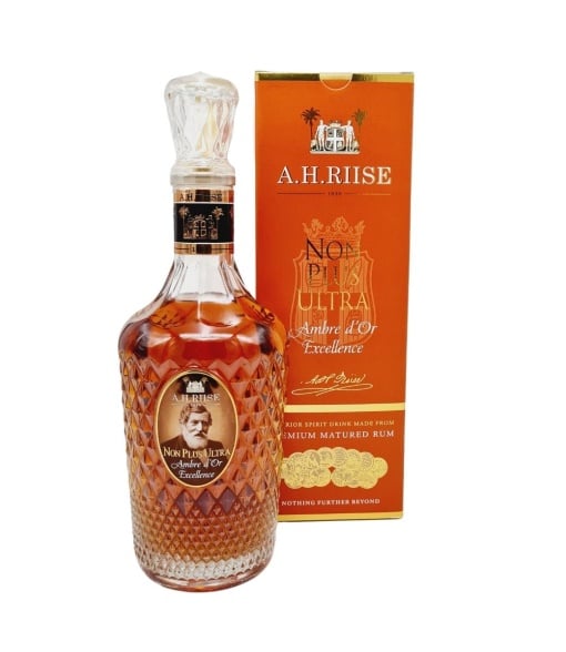 Rom A.H.Riise Non Plus Ultra Ambre D'Or Excellence 0.7L