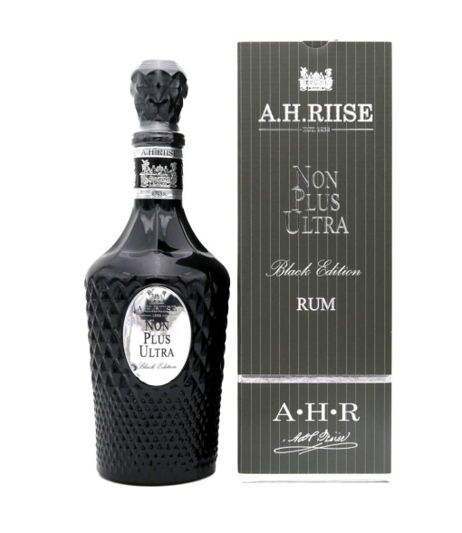 Rom A.H.Riise Non Plus Ultra Black Edition 0.7L