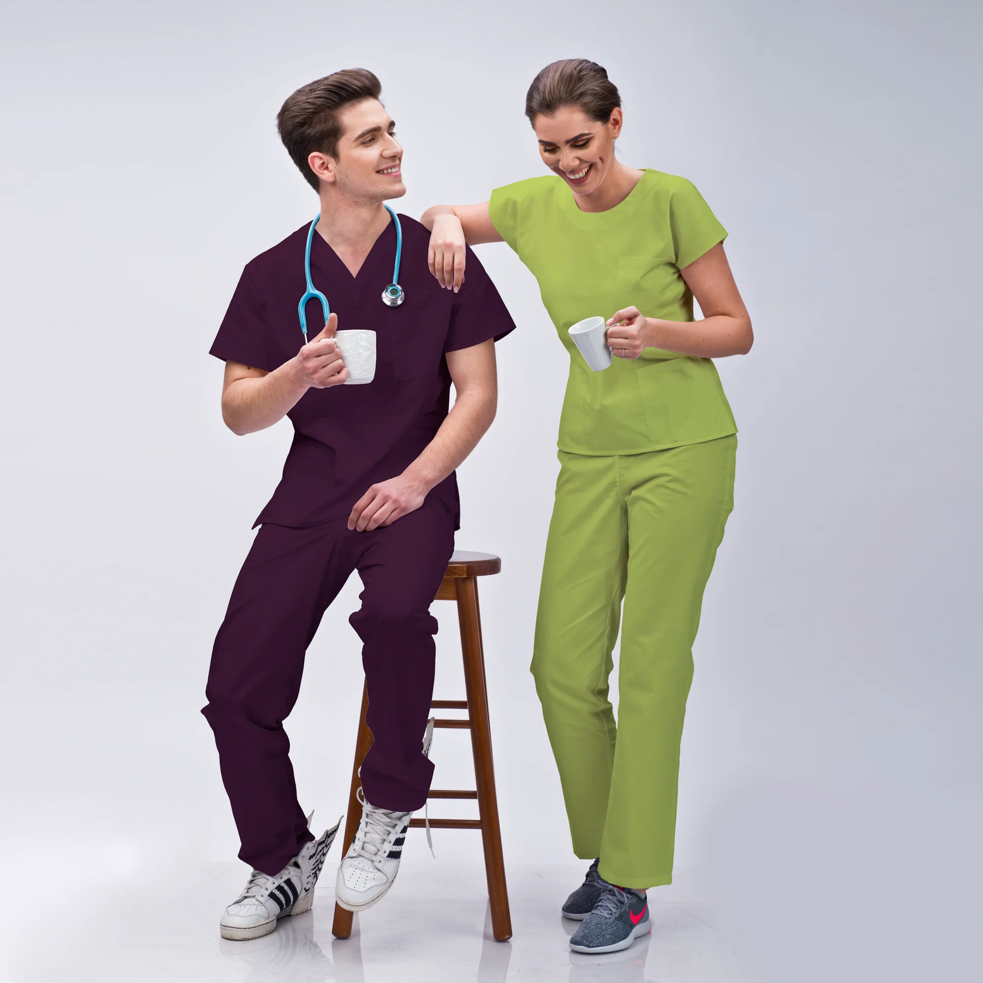 Cum îmi îngrijesc corect  uniforma Femina Medical