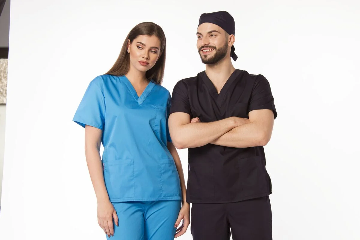 Meseria de asistent medical – rolul esențial și atribuțiile în cadrul sistemului de sănătate