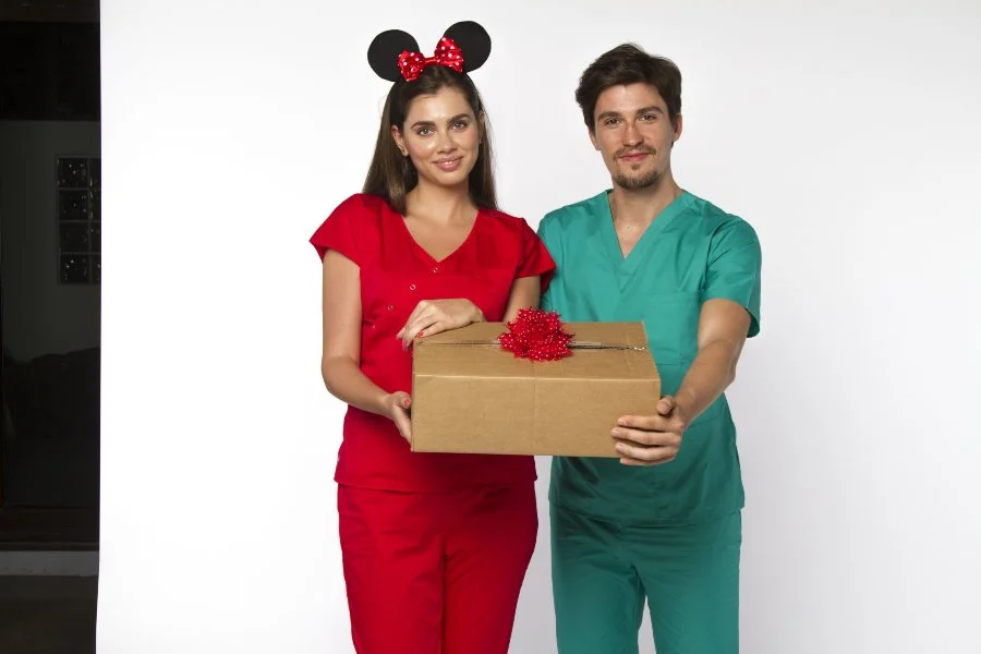 1. Poplin - descriere si informatii esentiale_Uniforme medicale pentru femei si barbati