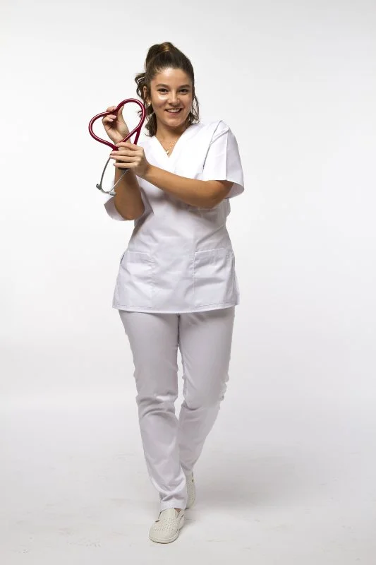 2. Poplin imprimat si alte tipuri renumite si de buna calitate_Uniforma medicala femei de la Feminamedical.ro