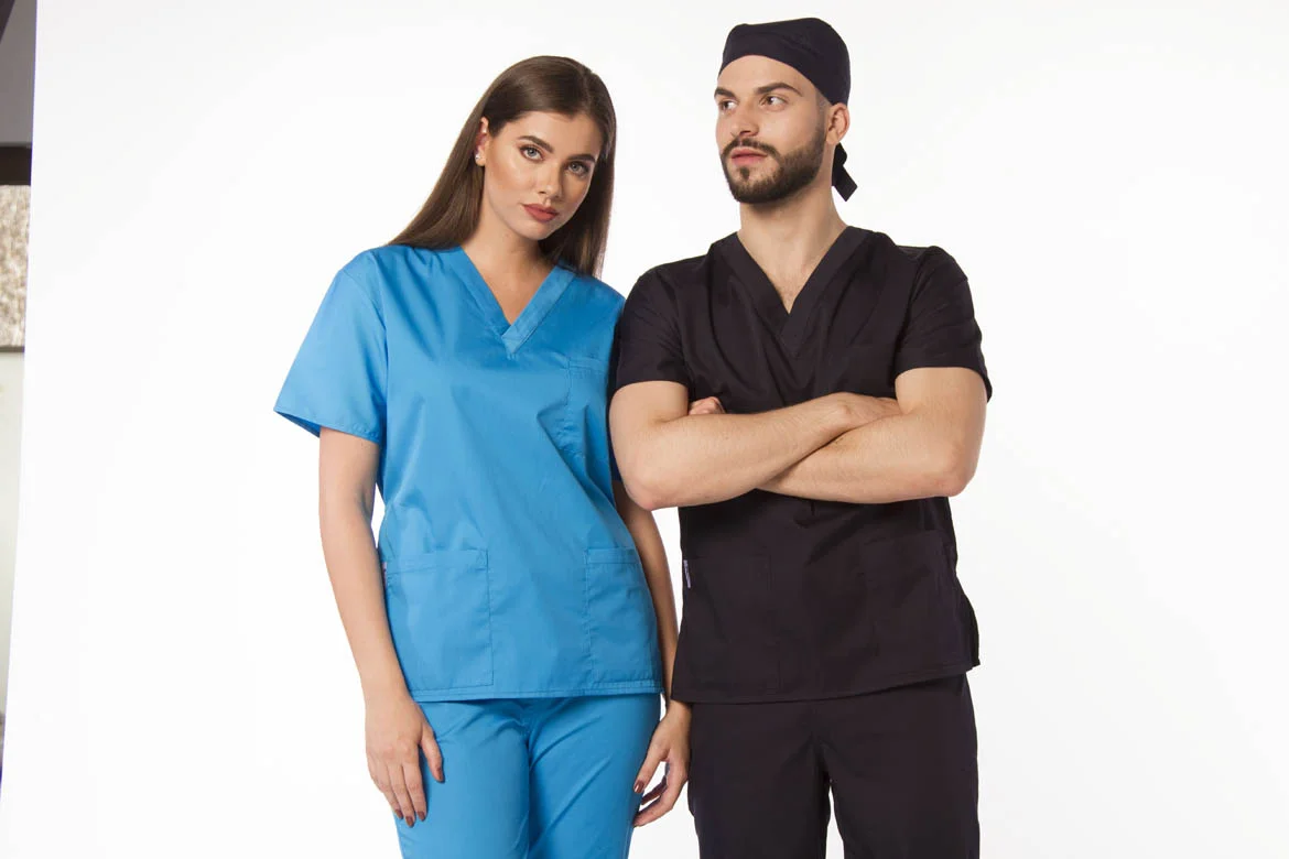 2. Care sunt regulile pentru uniforme medicale