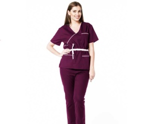 Uniforma medicala stretch DOLL (cu elastan) Visiniu cu contrast, bluza cambrata cu snur si pantalon jogger pentru femei - Img 1