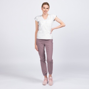 Uniformă medicală DOLL pentru femei – Bluza albă și pantalon jogger roz antic, material stretch