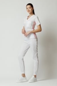 Uniformă Medicală Kult Stretch cu Inserție Verticală și Pantalon Jogger – Alb/Roz pal