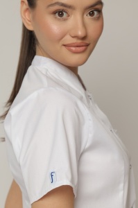 Uniformă medicală Mia cu jachetă mânecă scurtă și pantaloni jogger-Turqoise - Img 11
