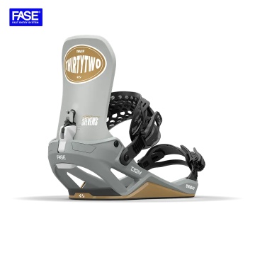 T32M Fase x Chris Bradshaw