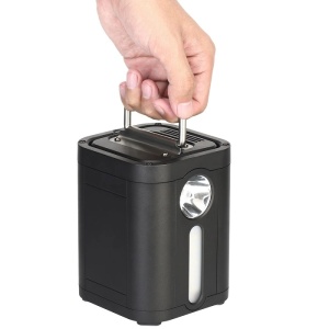 Statie de alimentare cu litiu 26800mAh 26.8Ah 100W Statie de incarcare USB PowerCube tinut in mana