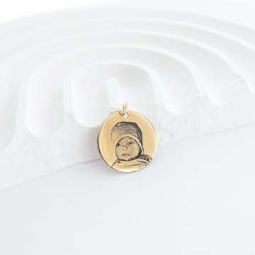 Colier cu fir transparent si banut 14mm cu fotogravura - Aur 14k - Img 4
