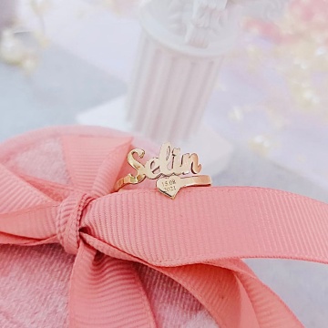 Inel personalizat cu nume din aur 14k - Img 2