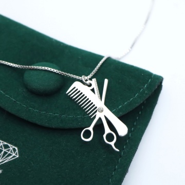 Colier BOX din argint cu foarfeca si pieptene + cristal - pentru hairstylist, frizer, coafeza - Img 3