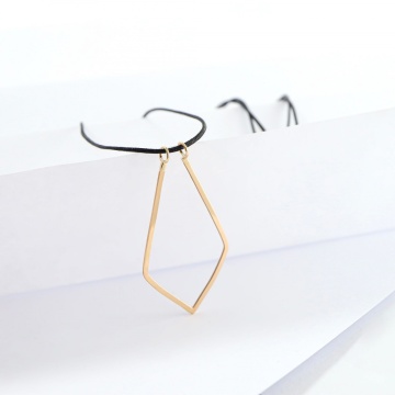 Choker Ring Keeper din snur reglabil si cu închidere din aur 14K - Img 6