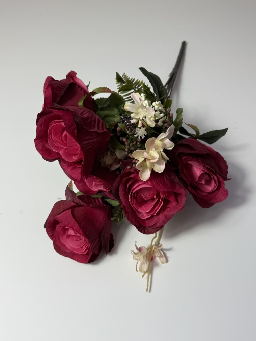 Trandafiri Baby -Ciclam cu floricele