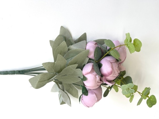 Buchet ranunculus 7 capete cu eucalipt * ST20 * 5cm - Mov