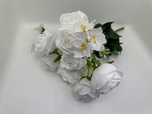 Buchet trandafiri albi MF85