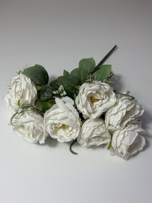 SF7 Buchet alb cu trandafiri