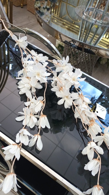 Crenguta flori albe LM-57