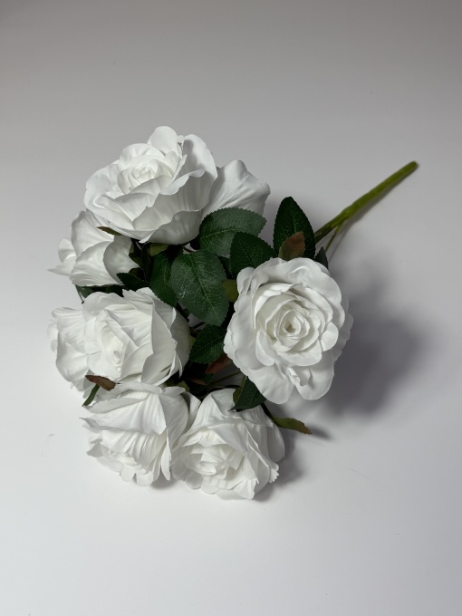Buchet Trandafir Alb cu 7 capete MF84