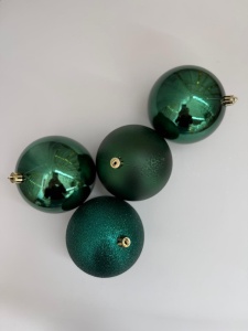 Set 4 globuri verde inchis