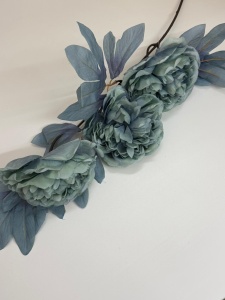 Flori artificiale - Crenguta cu 3 bujori blue-turcoaz