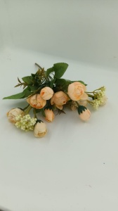 Buchet cu boboci stransi - somon
