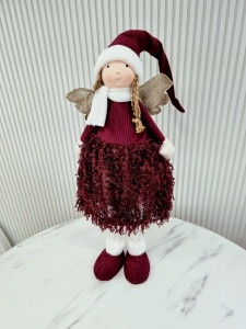 Fetita inger bordo