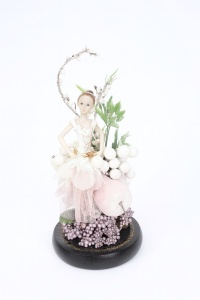 Balerina roz cu perle
