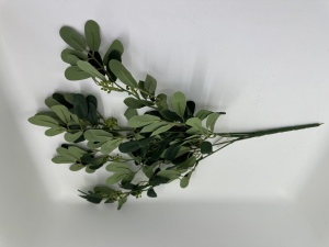 Frunze artificiale - Ruscus verde cu bobite