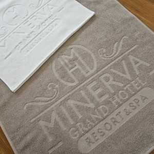 prosoape de baie bumbac cu logo in relief