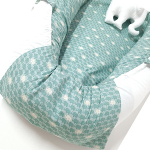 SET Baby Nest Diamond Elefanți cu Pernă și Jucărie - Cuib confortabil pentru Bebeluși