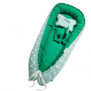 SET Baby Nest Verde Elefanți cu Pernă și Jucărie