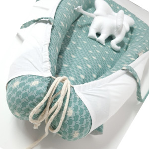 SET Baby Nest Delux Elefanți cu Pernă și Jucărie - Cuib confortabil pentru Bebeluși