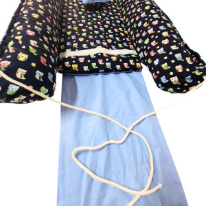 SET Baby Nest Diamond Bufnițe Bleumarine cu Pernuță și Jucărie