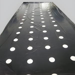 Folie de Mulcire Neagra Perforata (pachete 20-50 metri)