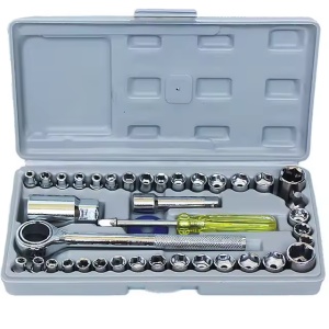 Set 40 piese chei tubulare cu clichet si accesorii pentru scule auto